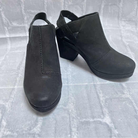 Eileen Fisher Black Suede Platform Slingbacks SZ 6.5 - Picture 7 of 7